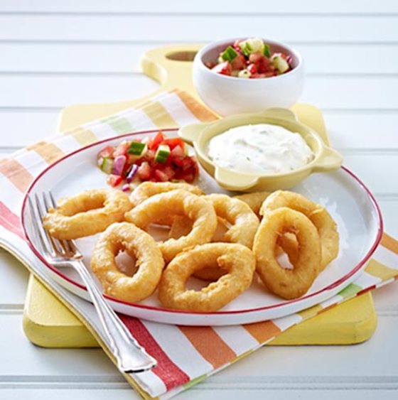 Calamares auf Gurken Tatar