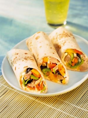 Asia-Wrap mit Thunfisch