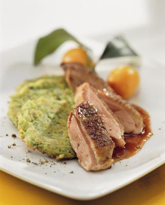 Weihnachtsente mit Erbsentalern