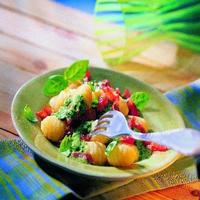 Gnocchi mit Spinat-Tomaten-Sauce