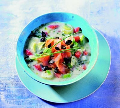 Porreesuppe mit Lachs