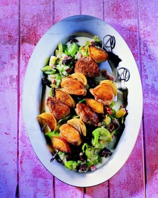 Räuberspieße auf Rahmporree