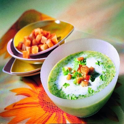 Spinatcremesuppe mit Croûtons