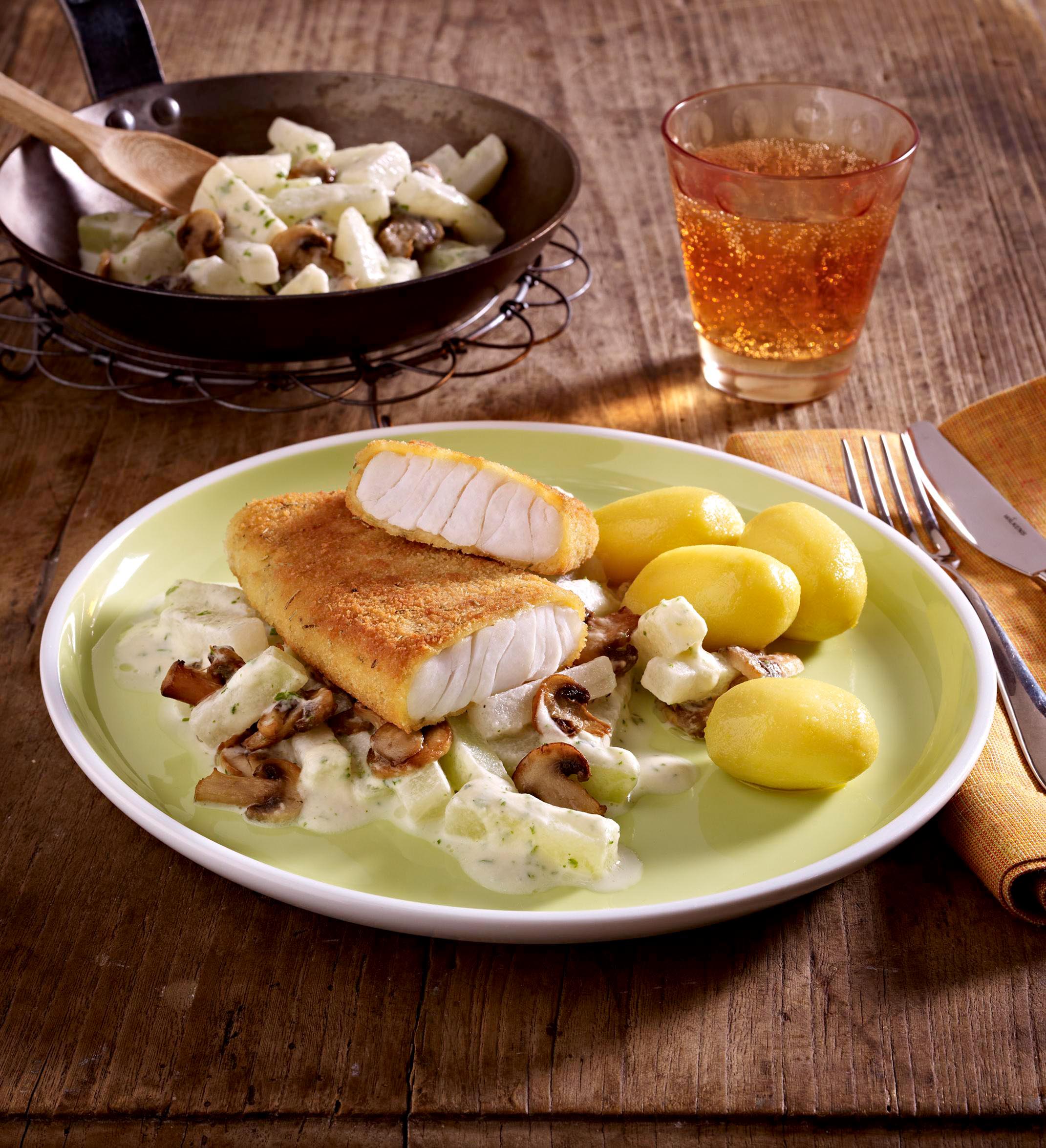 Filegro auf Kohlrabipfanne