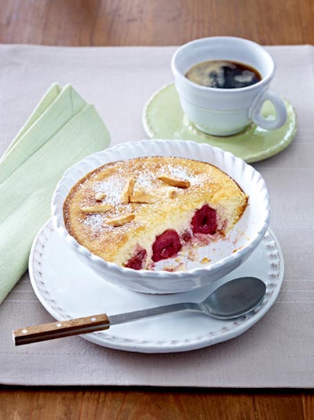 Kirschauflauf mit Mandeln