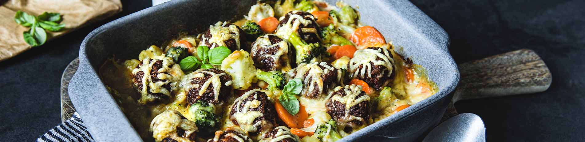 Hackbällchen-Gemüse-Gratin